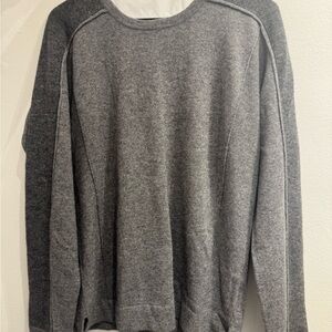 Quinn Men's Gray Sweater